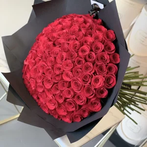 B&BA 100 Red Rose Bouquet